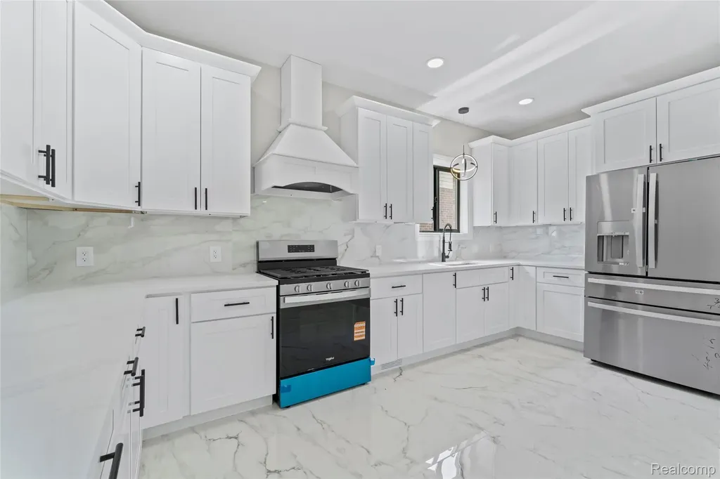 3811 Alice Street Dearborn City MI 48124