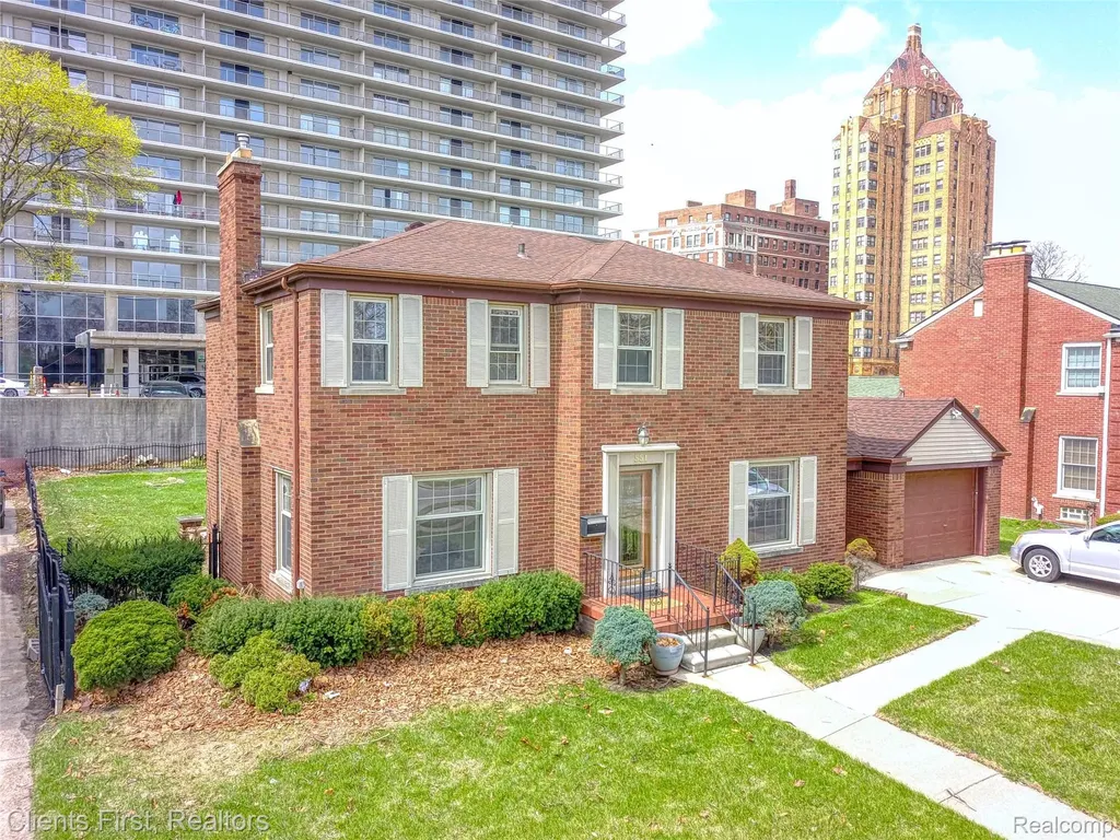551 Fiske Drive Detroit City MI 48214