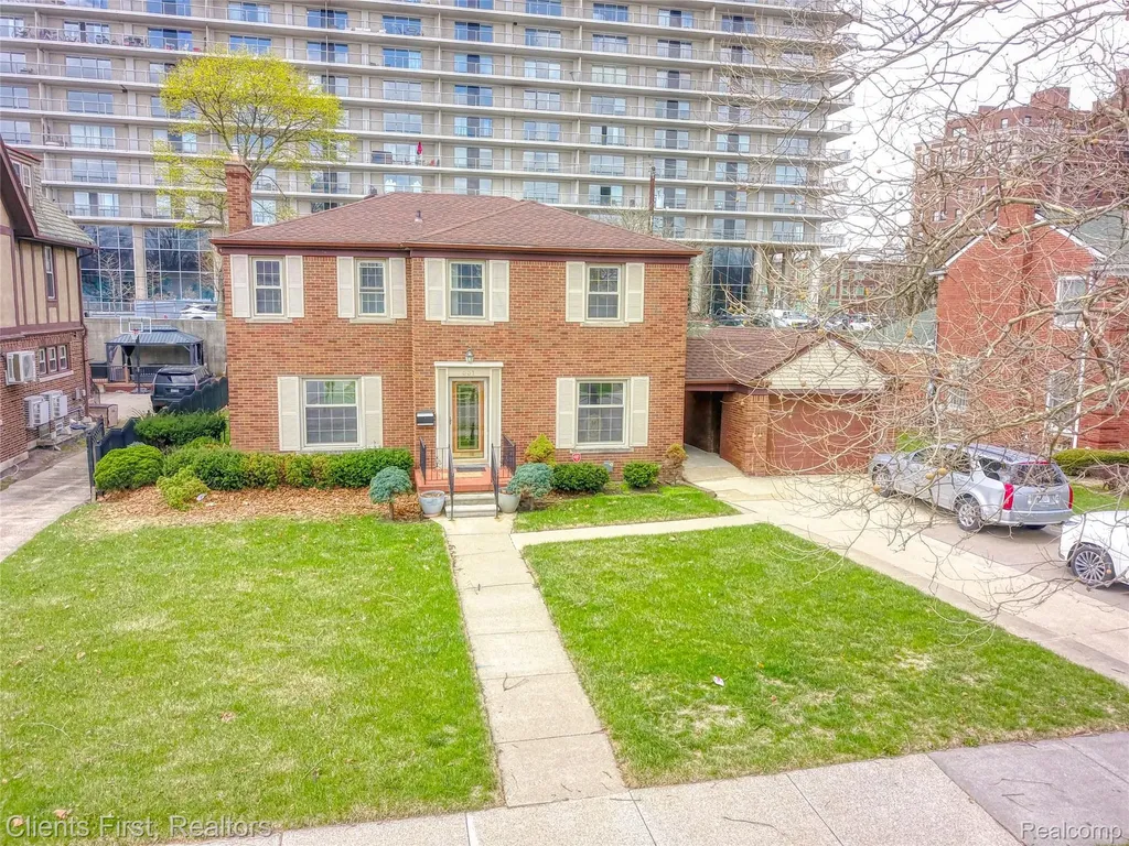 551 Fiske Drive Detroit City MI 48214