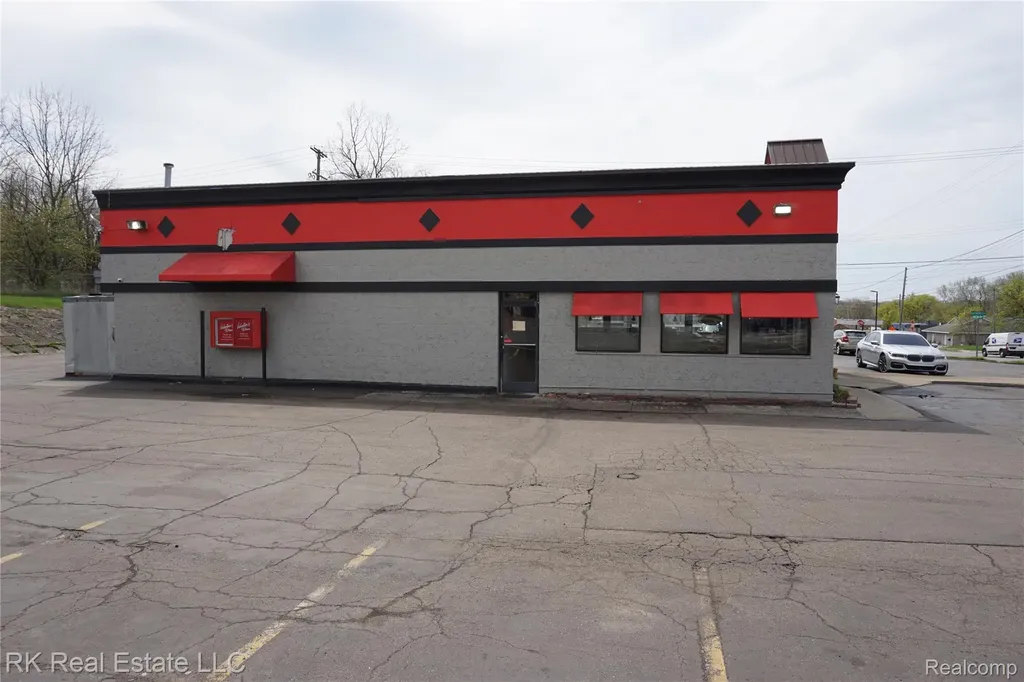 1252 N Ballenger Highway Flint Charter Township MI 48504