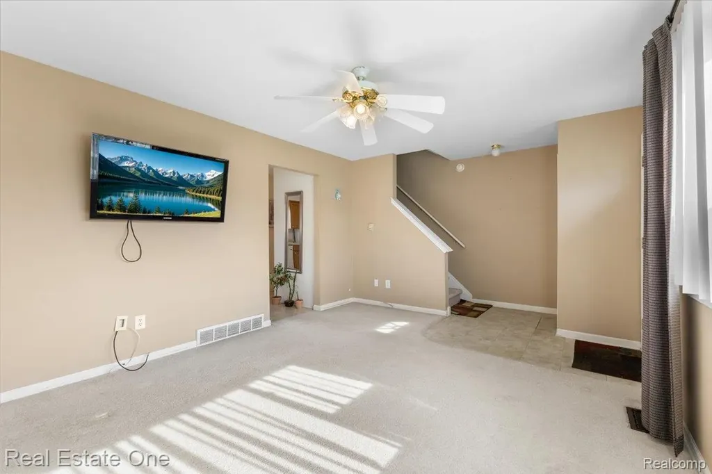 2607 Patrick Henry Auburn Hills City MI 48326