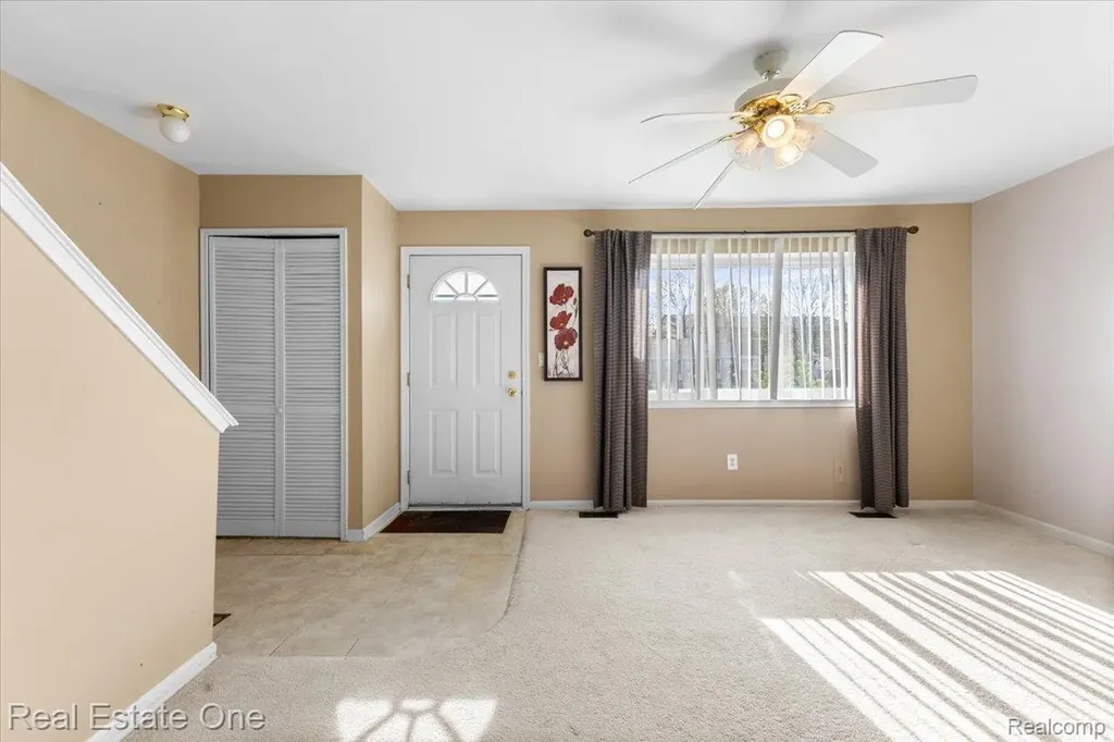 2607 Patrick Henry Auburn Hills City MI 48326