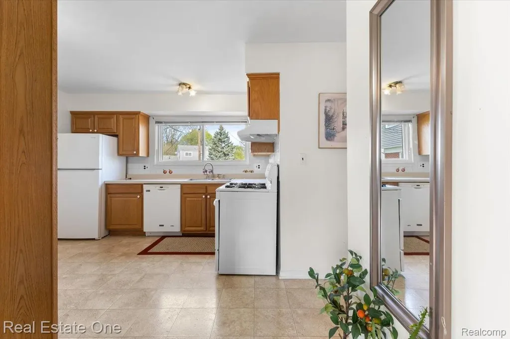2607 Patrick Henry Auburn Hills City MI 48326