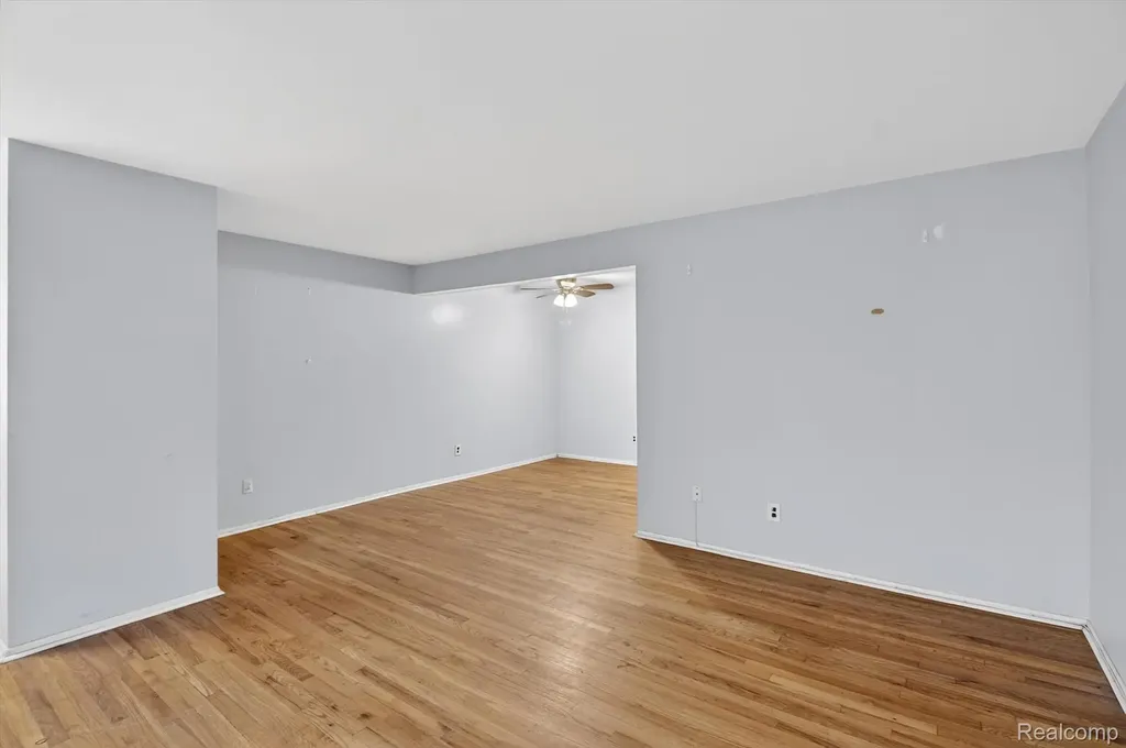 25301 5 Mile Road Redford Charter Township MI 48239