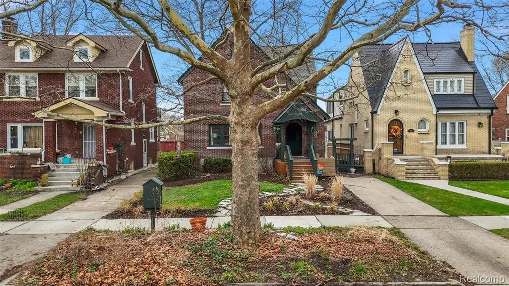 463 Lakewood Street Detroit City MI 48215
