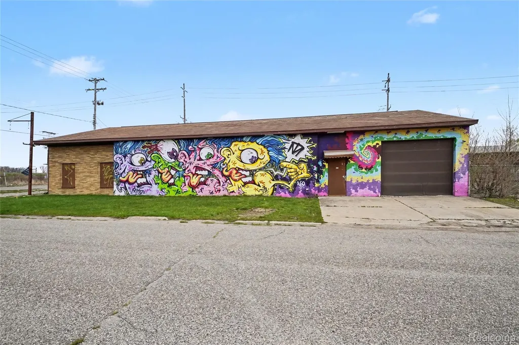 1810 Remell Street Flint City MI 48503