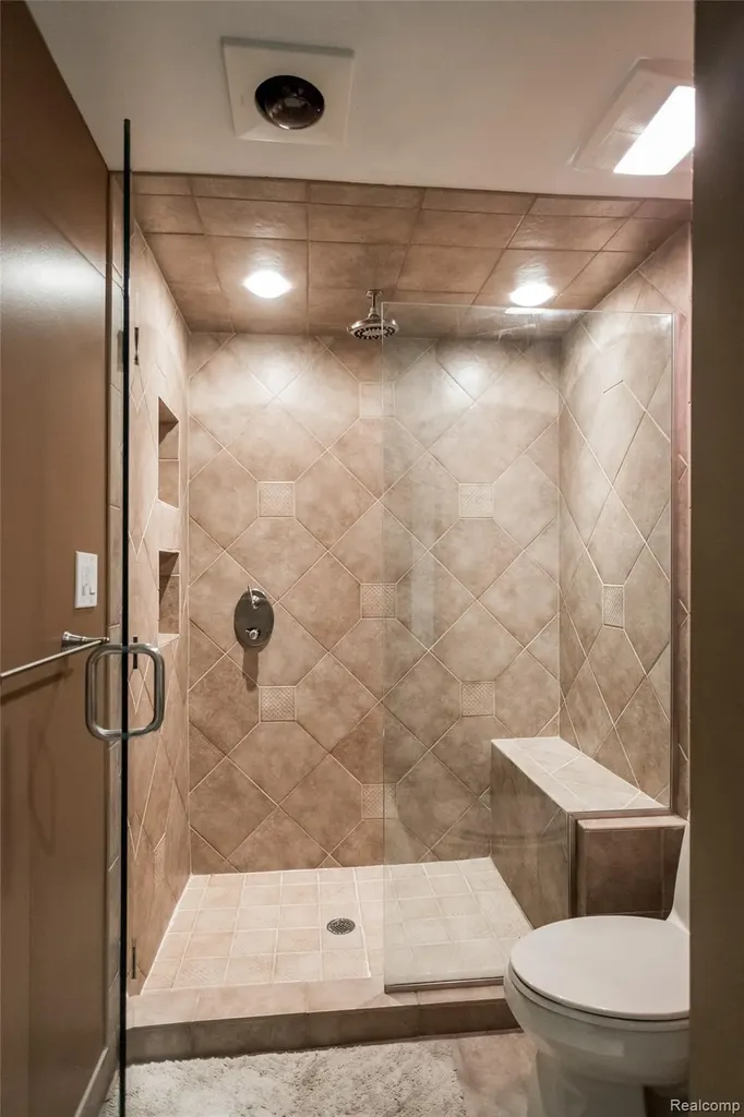 7118 Pebble Park Drive West Bloomfield Charter Township MI 48322