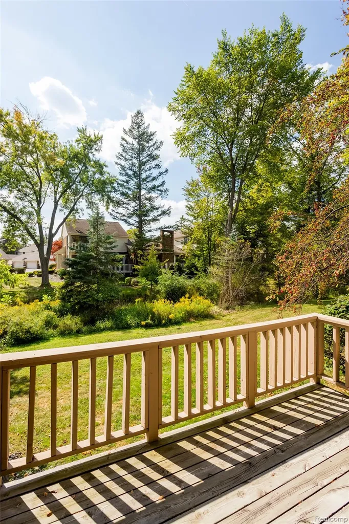 7118 Pebble Park Drive West Bloomfield Charter Township MI 48322