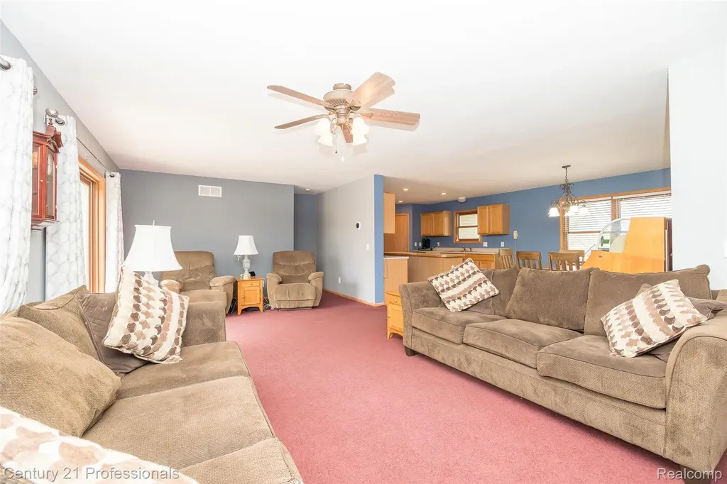 6591 Windiate Road Waterford Charter Township MI 48329