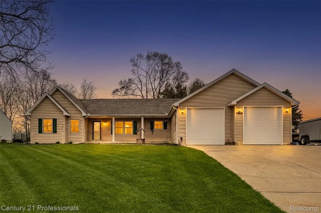 6591 Windiate Road Waterford Charter Township MI 48329