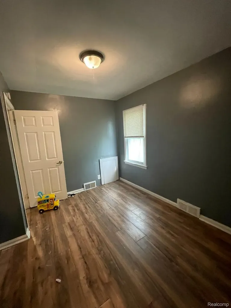 10444 Wayburn Street Detroit City MI 48224