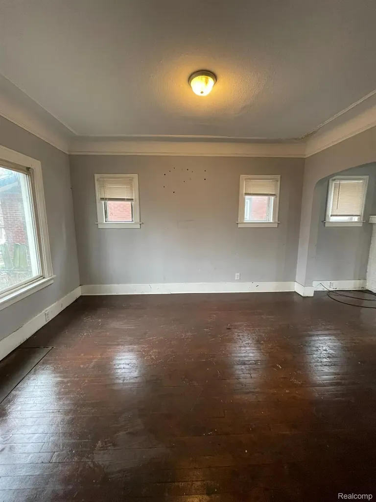 14200 Whitcomb Street Detroit City MI 48227