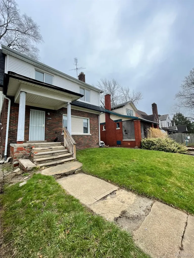 14200 Whitcomb Street Detroit City MI 48227