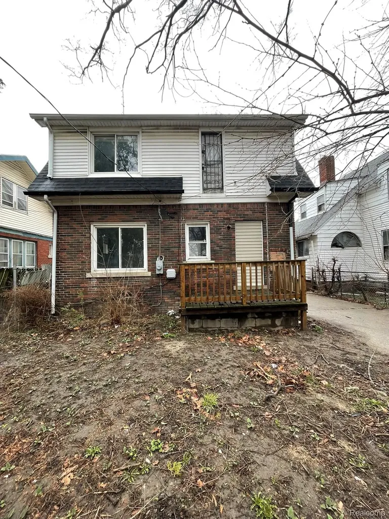 14200 Whitcomb Street Detroit City MI 48227