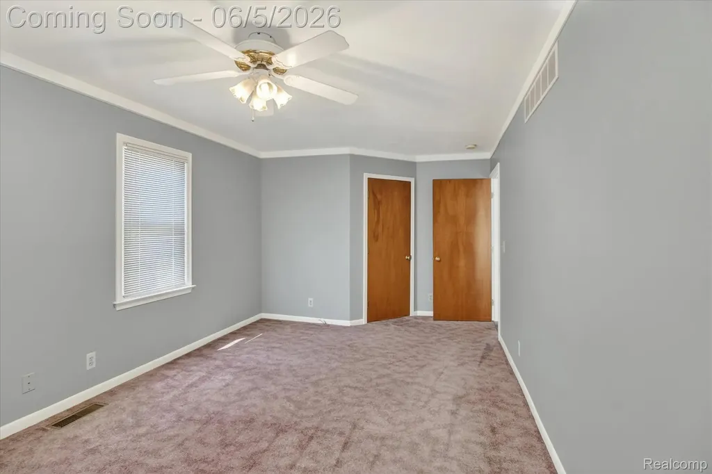 9825 Becker Avenue Allen Park City MI 48101
