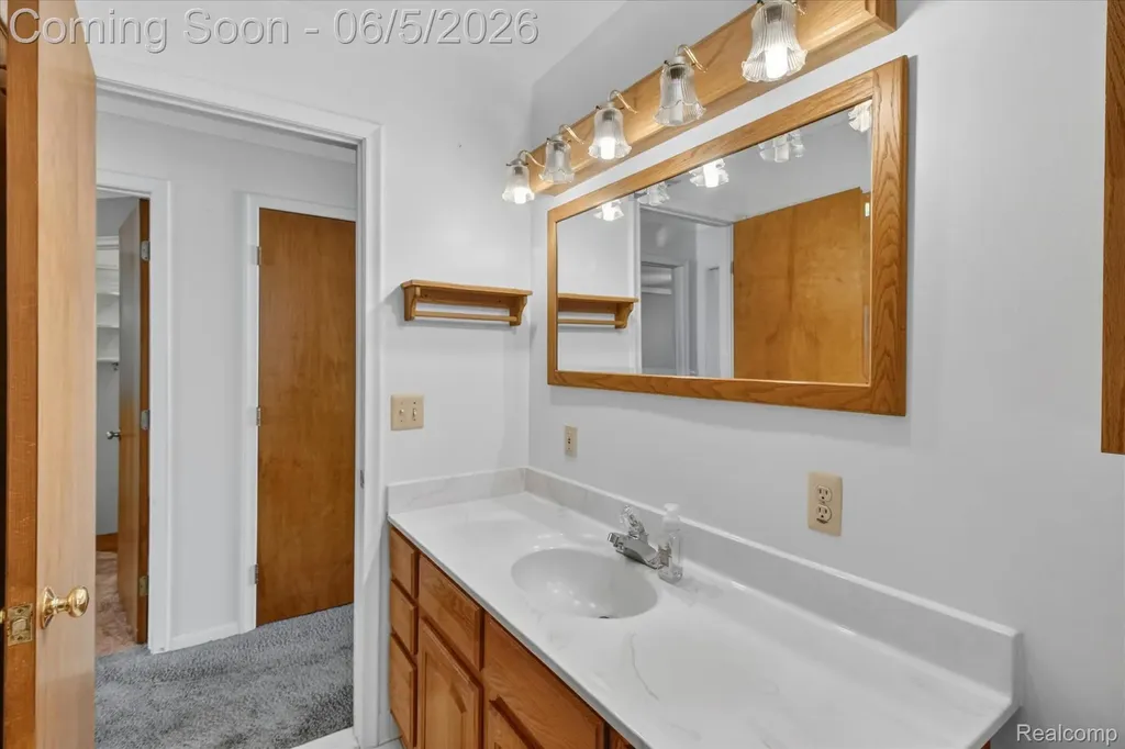9825 Becker Avenue Allen Park City MI 48101