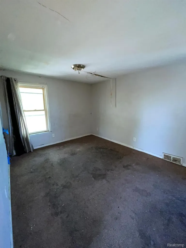 20569 Evergreen Road Detroit City MI 48219