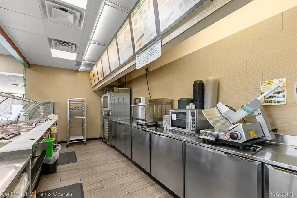 22905 Michigan Avenue Dearborn City MI 48124