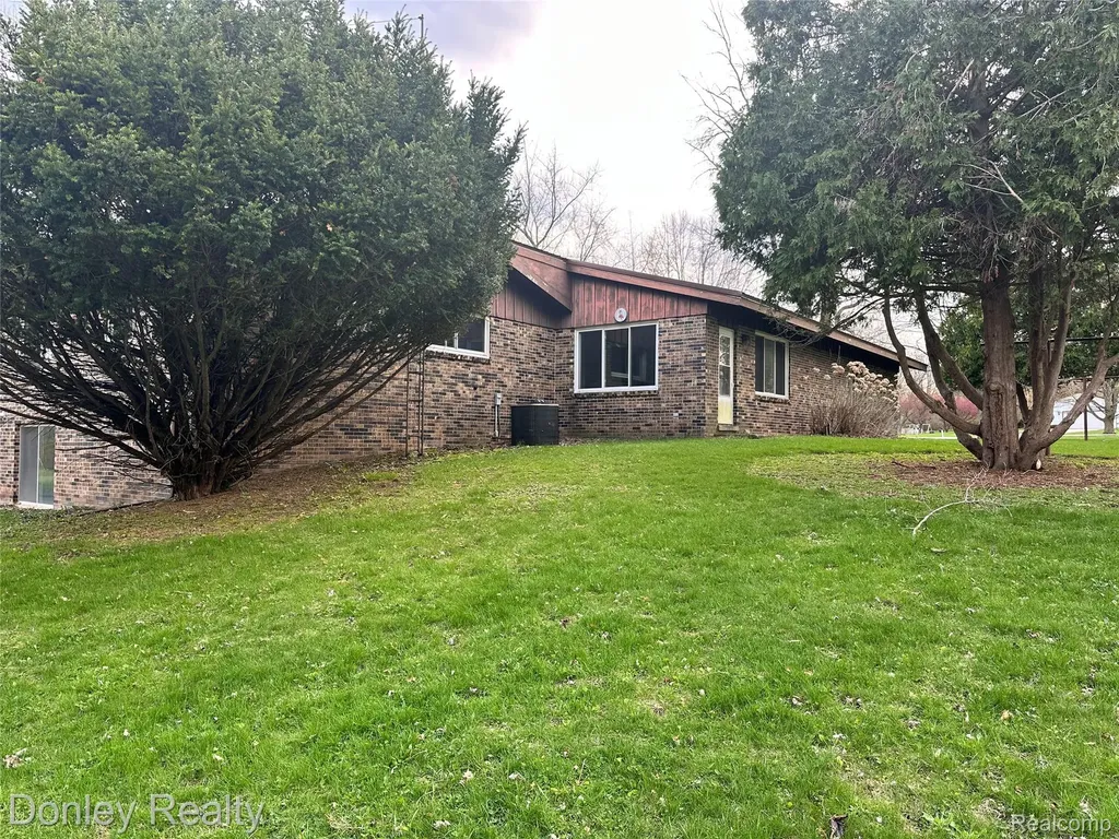 1120 Northview Drive Caro City MI 48723