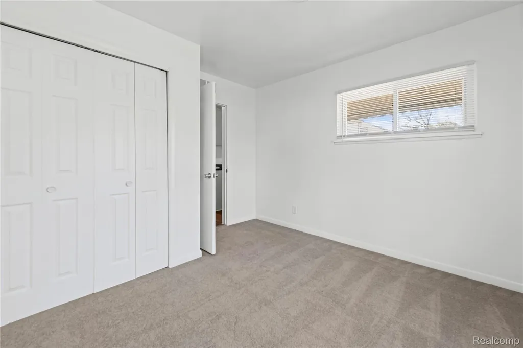 23435 Vance Avenue Hazel Park City MI 48030