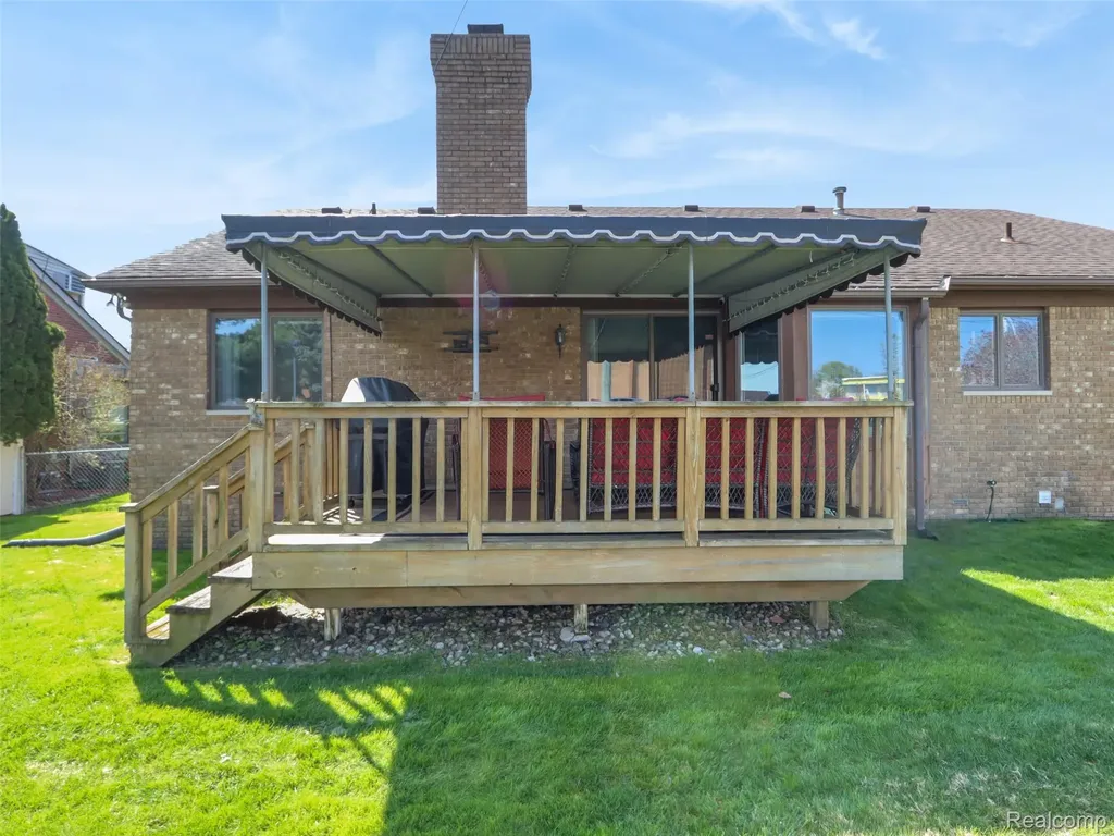 22419 Milner Street St. Clair Shores City MI 48081