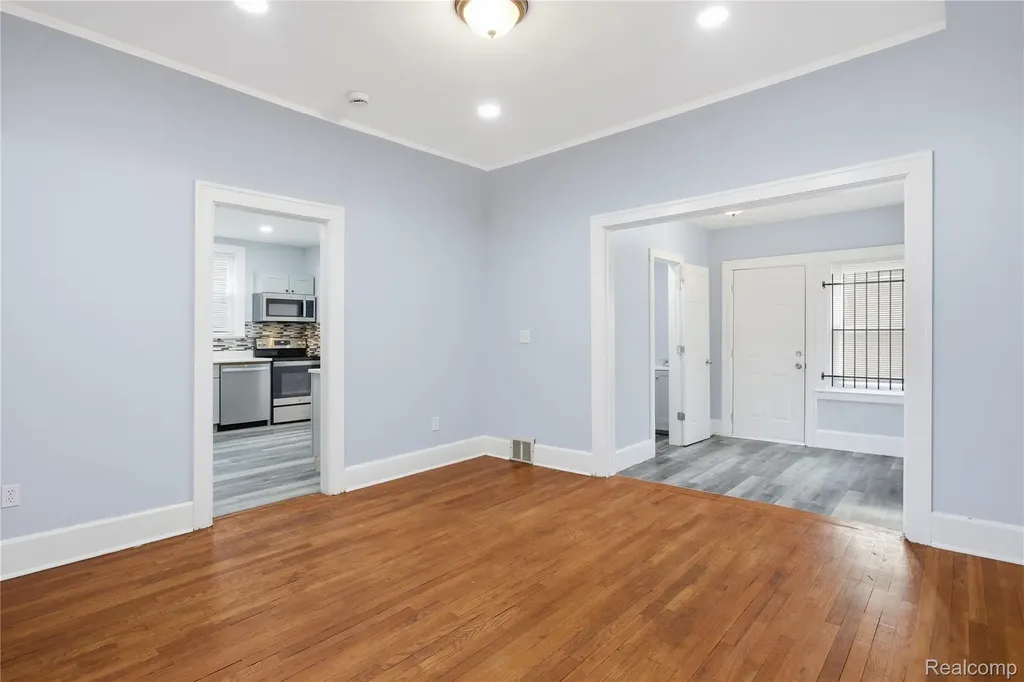 229 Eason Street Highland Park City MI 48203