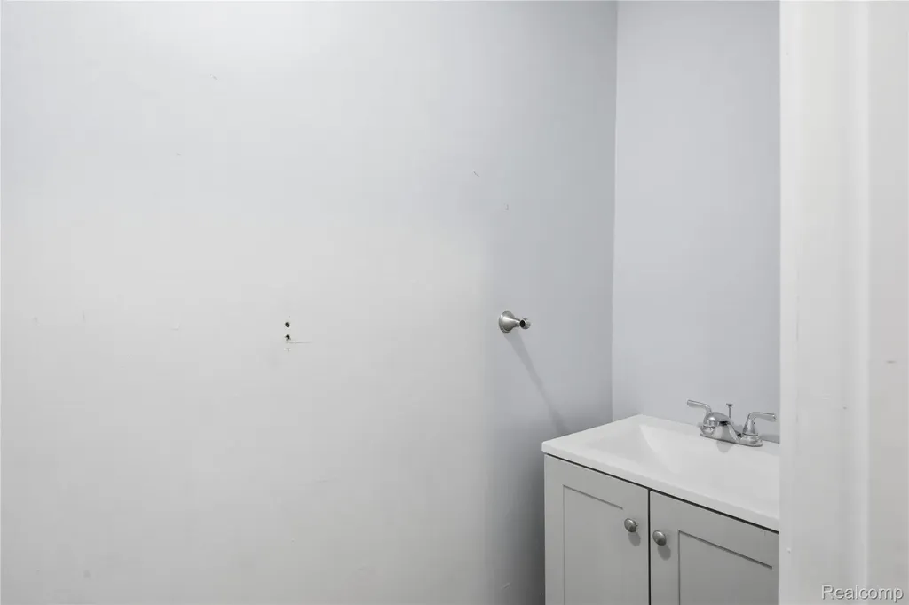 229 Eason Street Highland Park City MI 48203