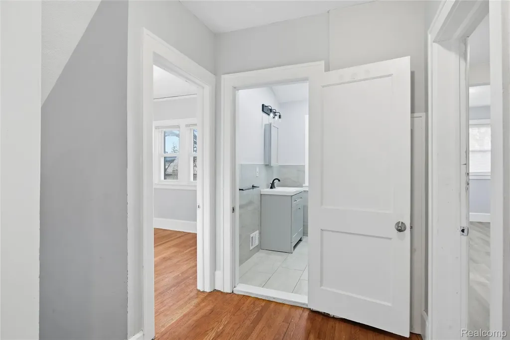 229 Eason Street Highland Park City MI 48203