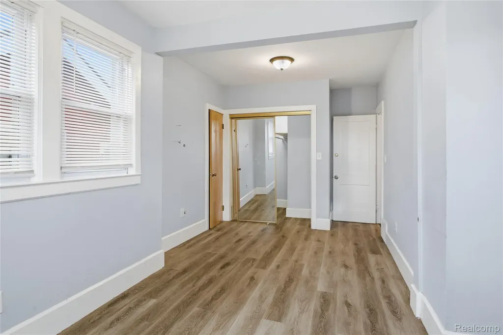 229 Eason Street Highland Park City MI 48203