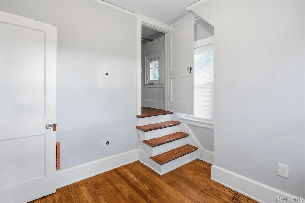 229 Eason Street Highland Park City MI 48203