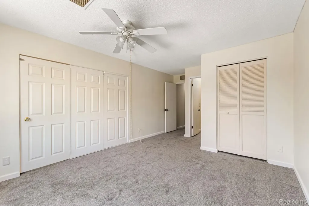 1680 Cliffs Landing Ypsilanti Charter Township MI 48198