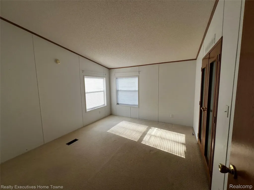 2218 Brent Street Buel Township MI 48422