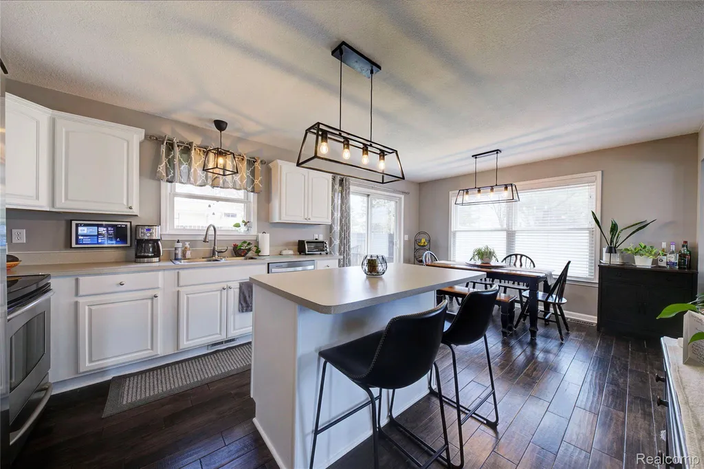 7395 Harrington Drive Hamburg Township MI 48116