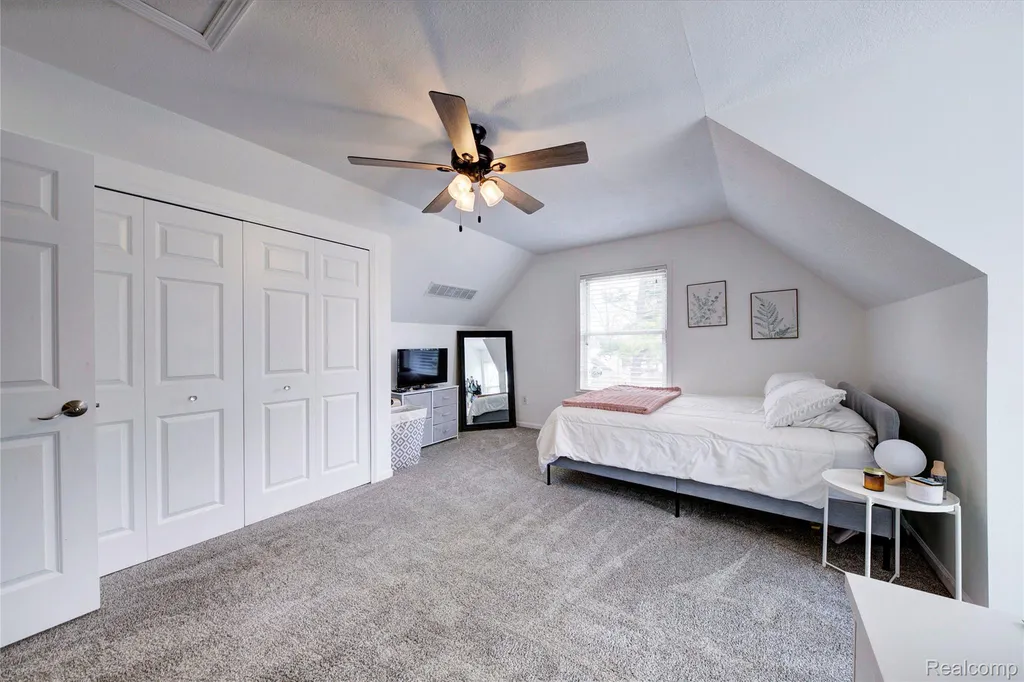 7395 Harrington Drive Hamburg Township MI 48116