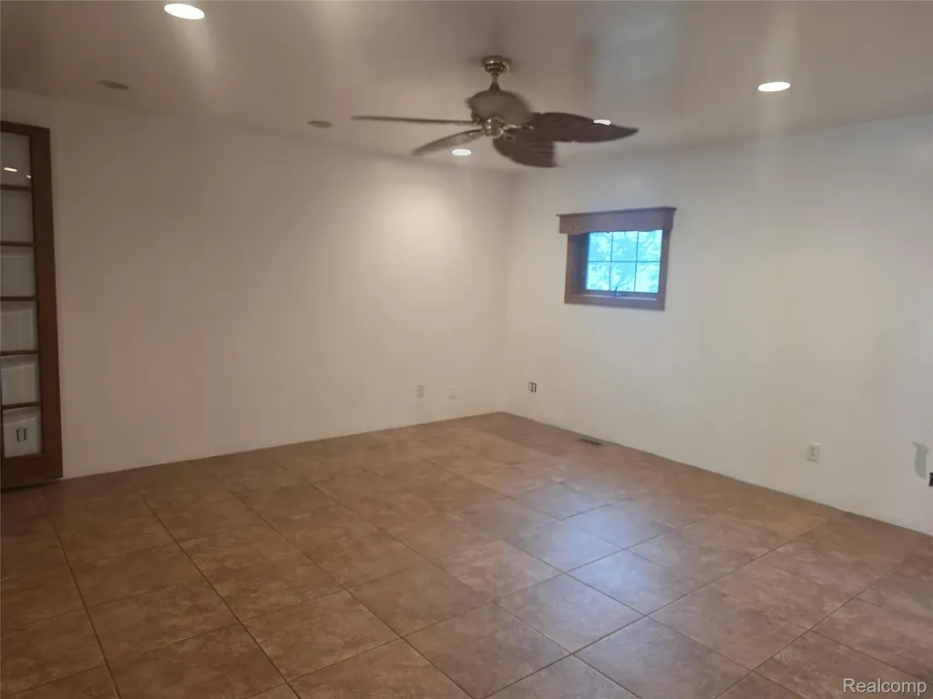 24540 Emerson Street Dearborn City MI 48124