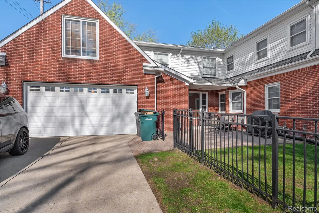 24540 Emerson Street Dearborn City MI 48124