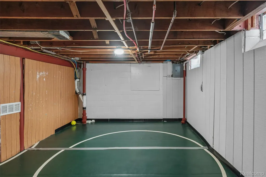 24540 Emerson Street Dearborn City MI 48124