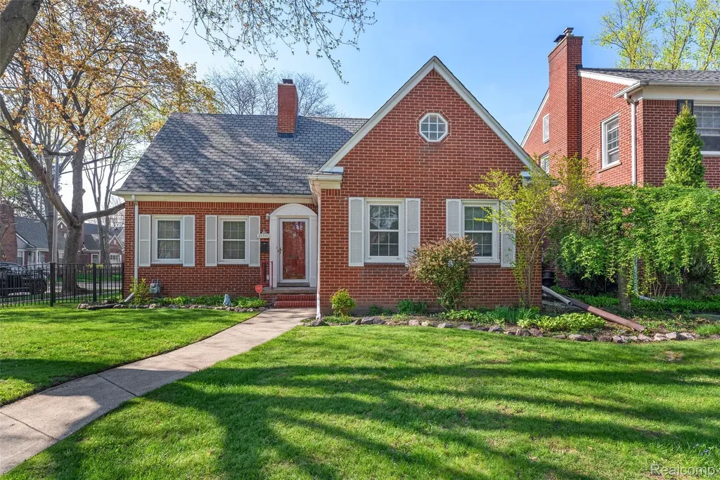 24540 Emerson Street Dearborn City MI 48124
