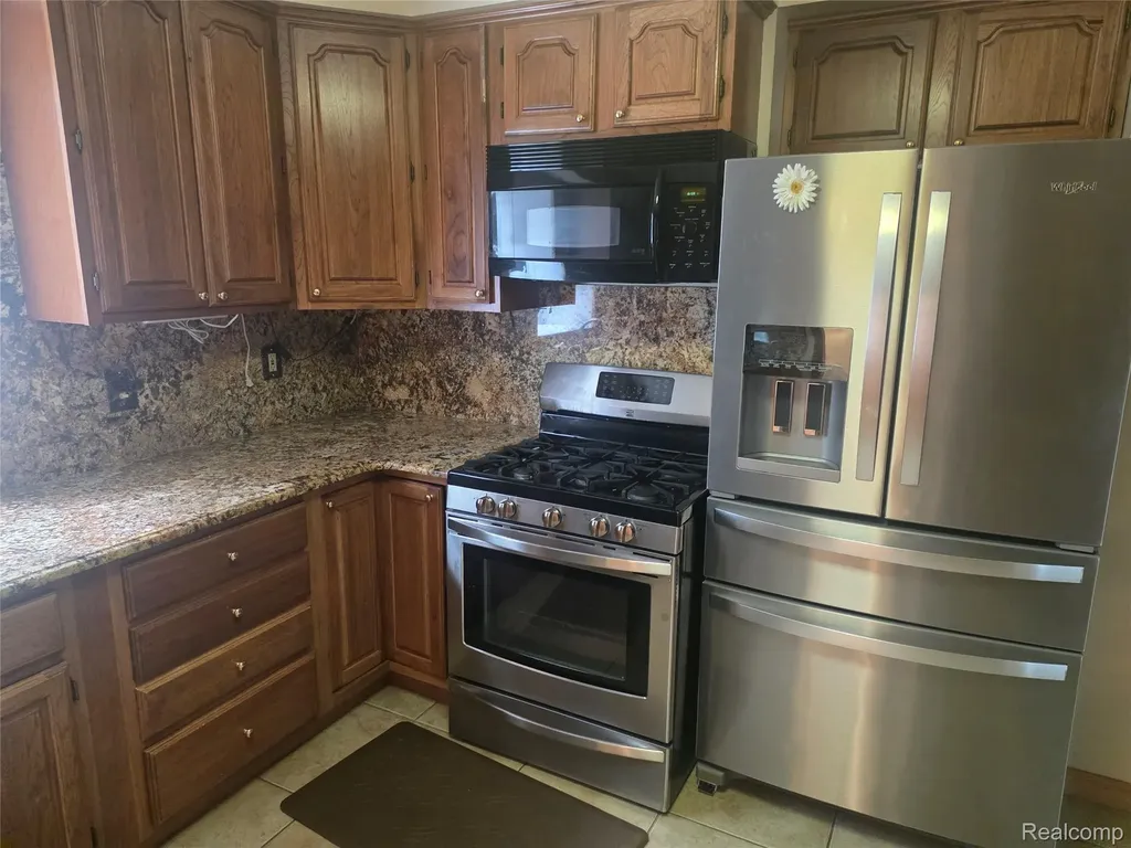 24540 Emerson Street Dearborn City MI 48124