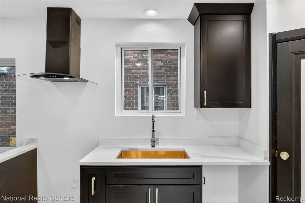 18403 Stoepel Street Detroit City MI 48221