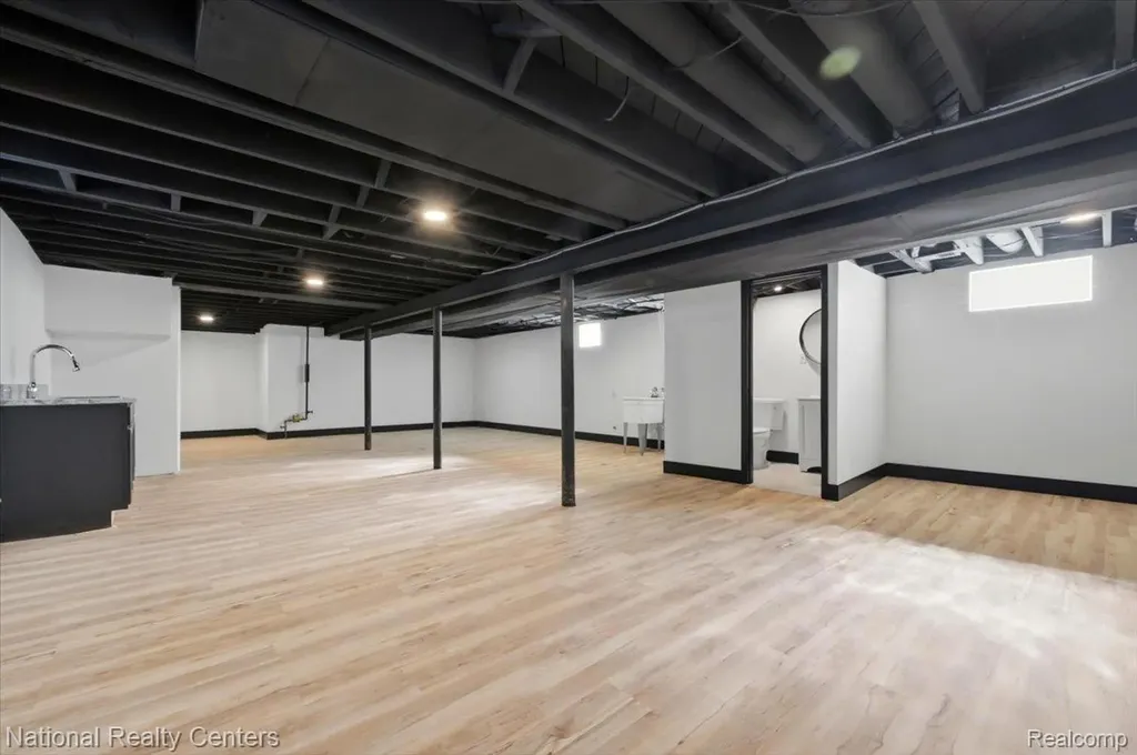 18403 Stoepel Street Detroit City MI 48221