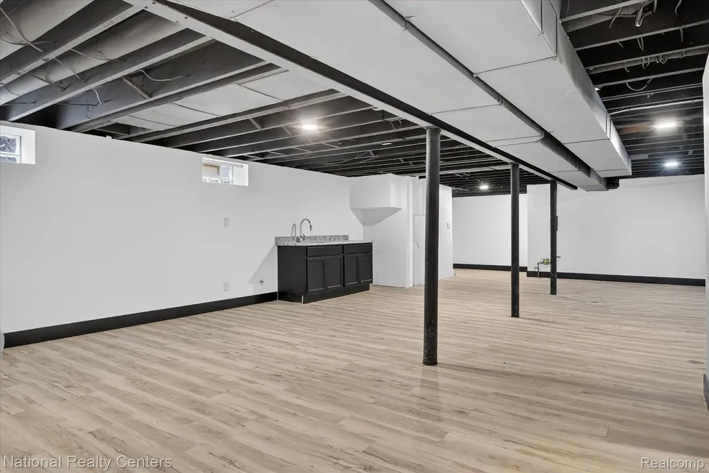 18403 Stoepel Street Detroit City MI 48221