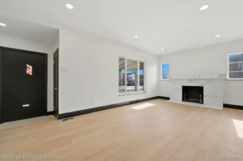 18403 Stoepel Street Detroit City MI 48221