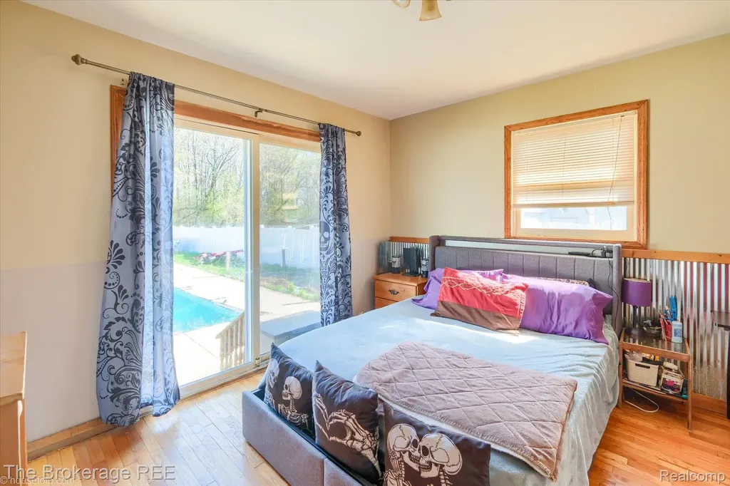 5477 Hopkins Road Genesee Charter Township MI 48506