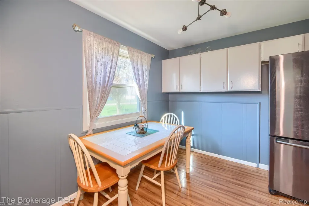 5477 Hopkins Road Genesee Charter Township MI 48506