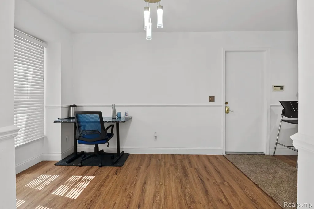 15487 Orchard Ridge Drive Clinton Charter Township MI 48038