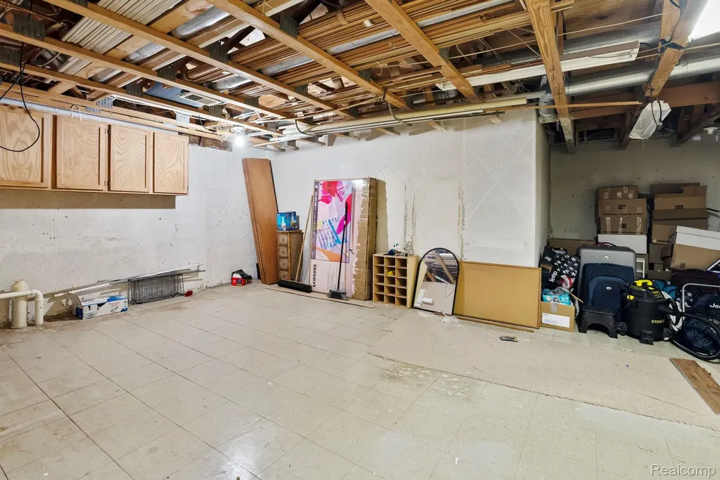 15487 Orchard Ridge Drive Clinton Charter Township MI 48038