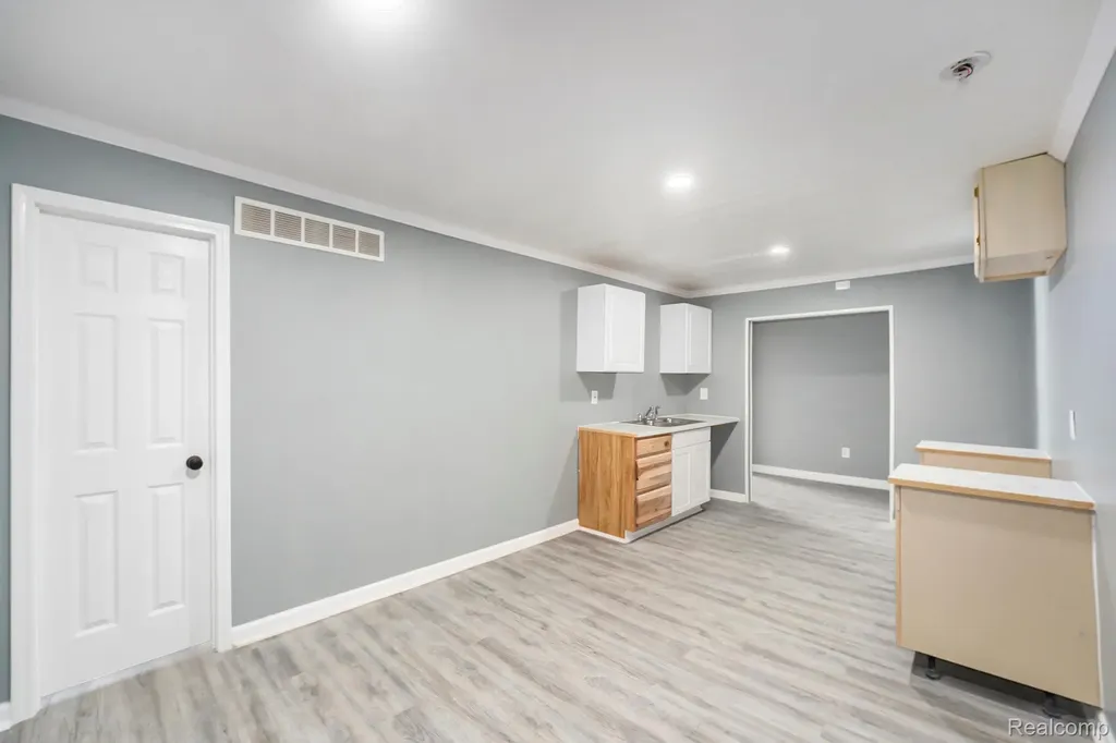 1290 Hunter Road Brighton City MI 48114