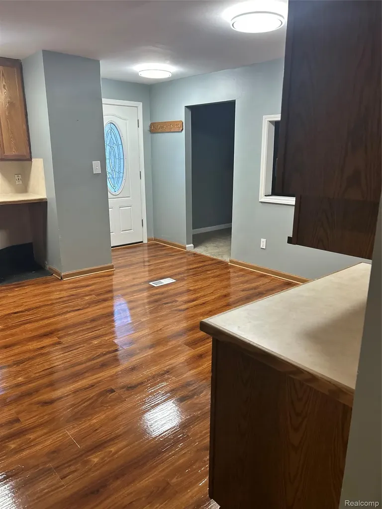1290 Hunter Road Brighton City MI 48114