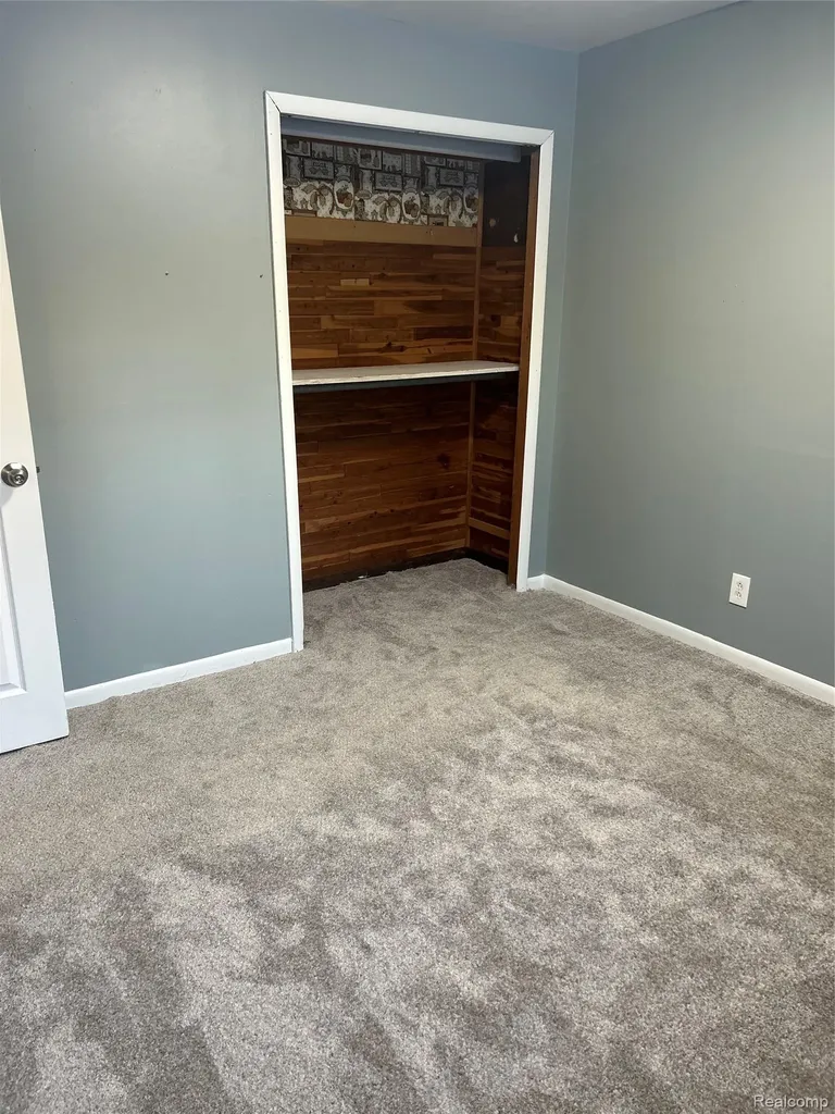 1290 Hunter Road Brighton City MI 48114